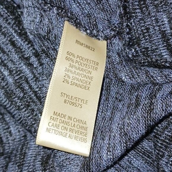 Max Studio Womens Size M Blue Surplice V Neck Long Sleeve Knit Sweater - Picture 7 of 8